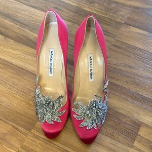 Manolo Blahnik Fuchsia Satin Heels with Silver Accents